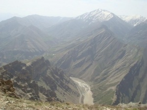 روستای نشتارود و قله خونکار